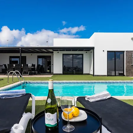 Great View - Luxury With Sea View Apartment Playa Blanca (Lanzarote)